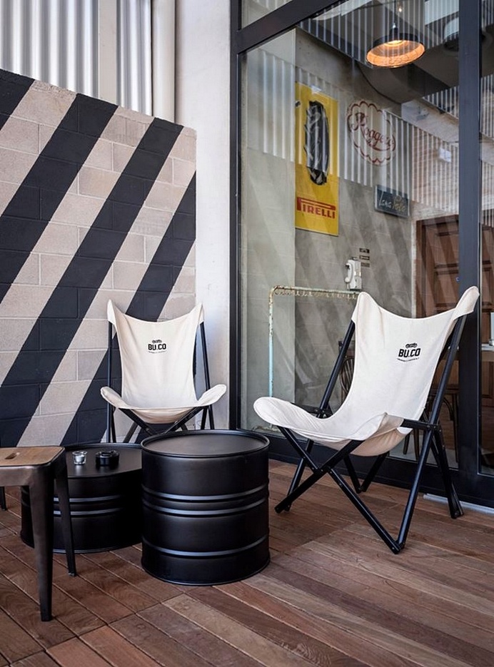 Bu.Co Restaurant – Industrial Vibes / Visual Display