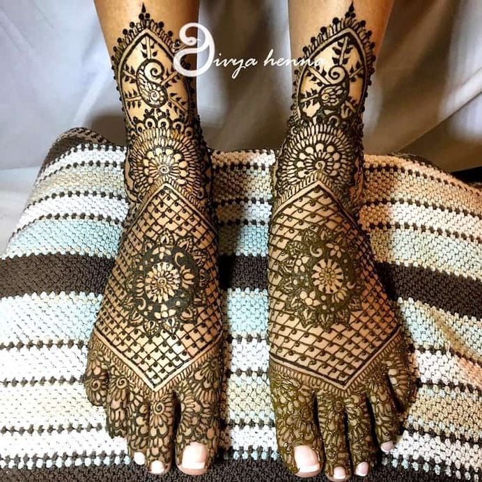 Jaali mehndi designs for feet