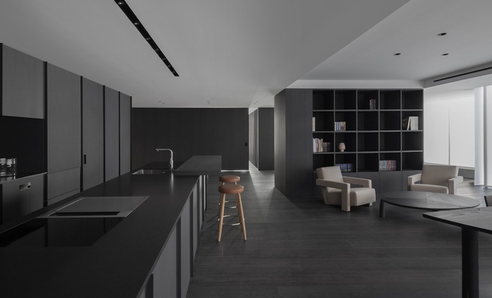 VD Apartment by Francesc Rifé Studio