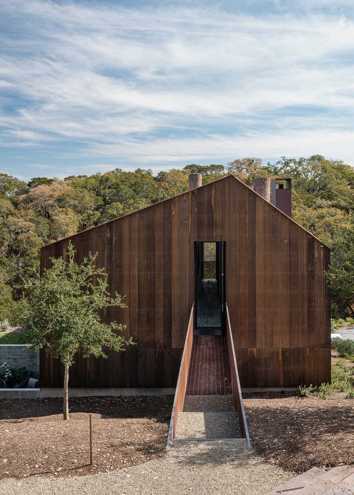 Big Barn - A Retreat from Urban Lifestyle