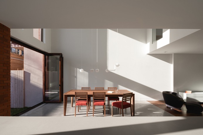 Brick House by Natalie Dionne Architecture