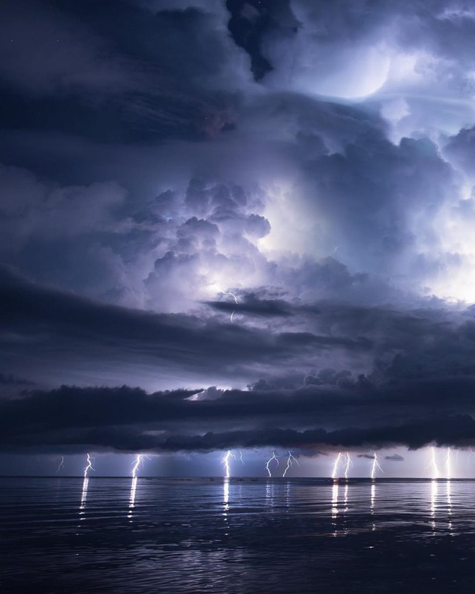 Spectacular Weather and Storm Photography by Jonas Piontek