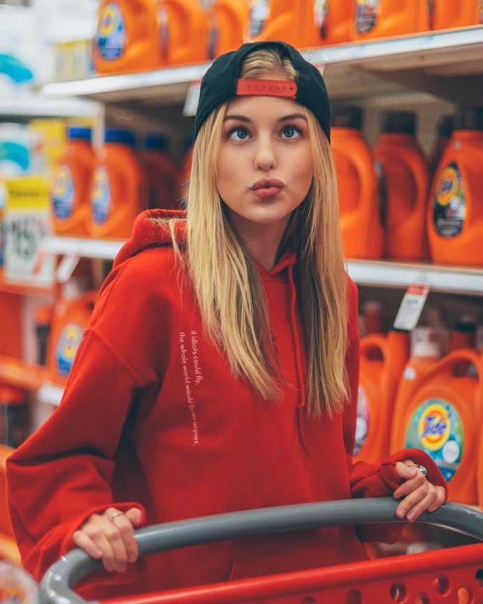 Splendid Female Portrait Photography by Oscar aka Sotahboy