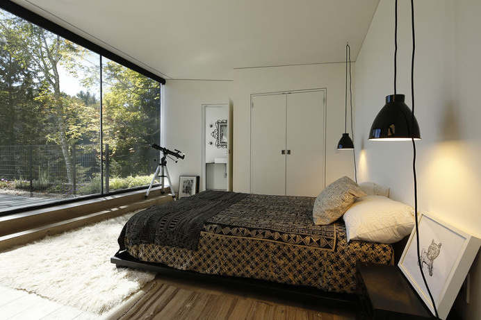 New England Lake Retreat