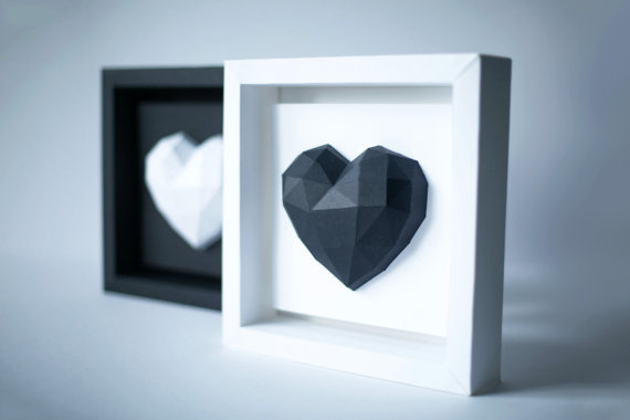 Paper Heart https://www.etsy.com/shop/PaperHeartFrame #papercraft #paper #heart #paperheart #gift #lowpoly #papercraft #valentinesday