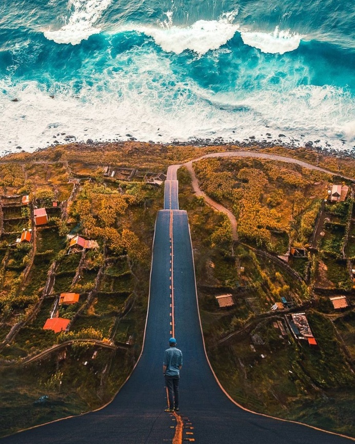 Dreamlike Photo Manipulations by Ronald Ong