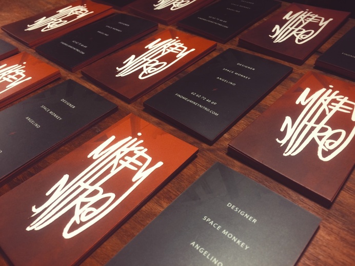 #mikeynitro #personalbranding #graphicdesign #businesscards