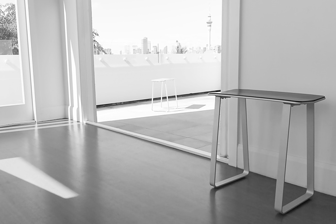 pausma design stool aluminium minimal beautiful new zealand mindsparkle mag
