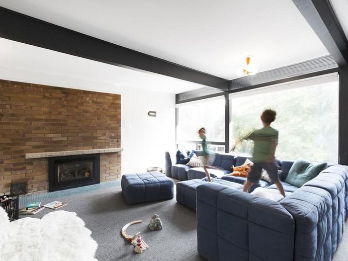 The Interior Remodel of a Midcentury Modern Home in Central Seattle 10
