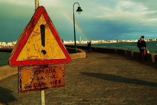 Cadizzle 2011 on Behance #wallb #spain #sign #cadiz #kiss