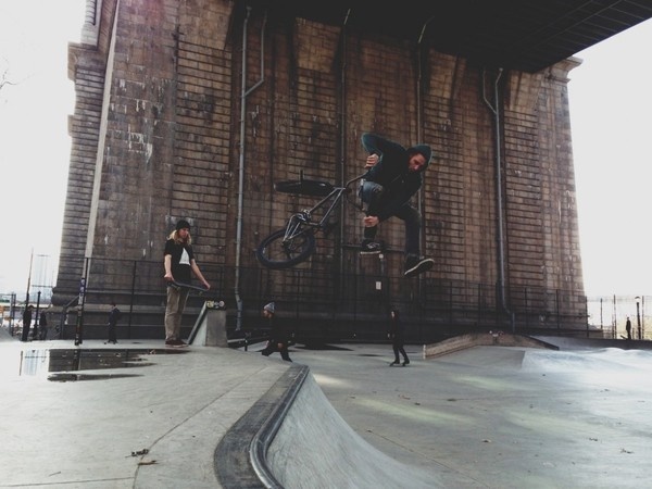 Shreddin'. Andrew McMullen shooting Chad Smith #bmx #smith #chad #mcmullen #andrew