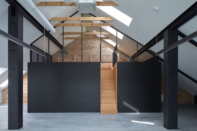 Tech Loft by A2SM Architects