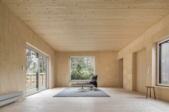 Haus Köris by Zeller & Moye