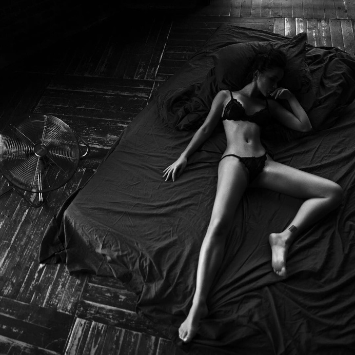 Black and White Fashion Photography by Vladislav Spivak