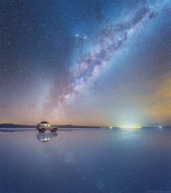 Mind-Blowing Photos of the Milky Way Reflected in Bolivia Salt Flats by Daniel Kordan