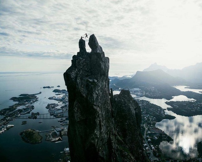 Incredible Climbing Photography by Jan Vincent Kleine