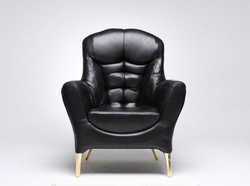 Deze patserige fauteuil is ontworpen door de... #chair