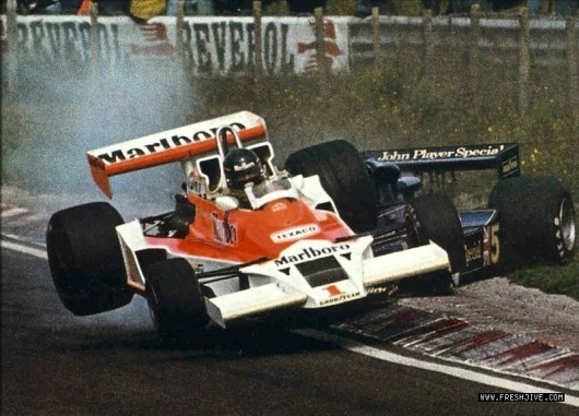 11.jpg (JPEG Image, 800x576 pixels) #marlboro #car #crash