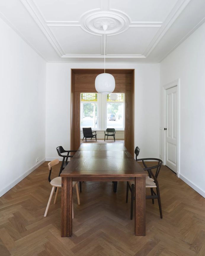 Corner House by Unknown Architects