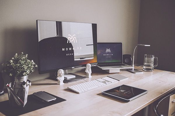 Dell monitor + Macbook + iPad mockup