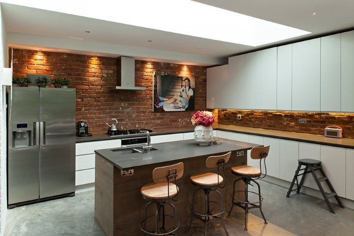 Calvin Street Loft: conversion of a run-down Victorian warehouse