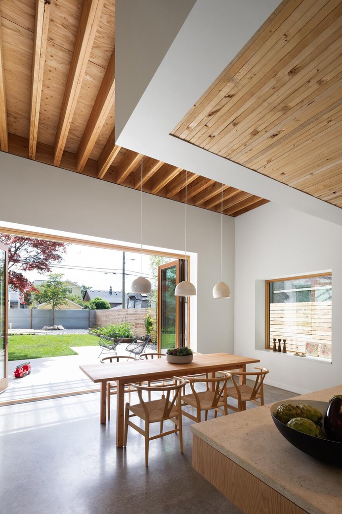 dining room, Measured