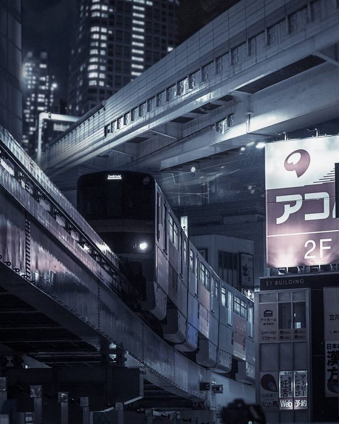 Stunning Cyberpunk and Futuristic Street Photography by Adrian Martinez