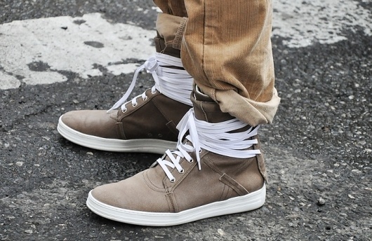 DIORHOMMELACEUPSNEAKERS.jpg (730×475) #laces #shoes