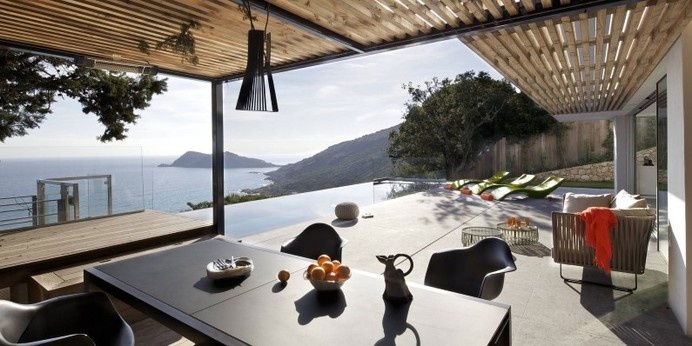 Villa L'escalet in Ramatuelle – with a panoramic view to the sea