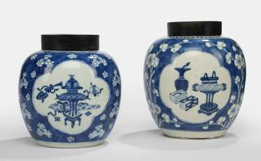 Two underglaze blue decorated ginger pots made of porcelain with antique #Sets #Teasets #Porcelainsets #Antiqueplates #Plates #Wallplates #Figures #Porcelainfigurines #porcelain