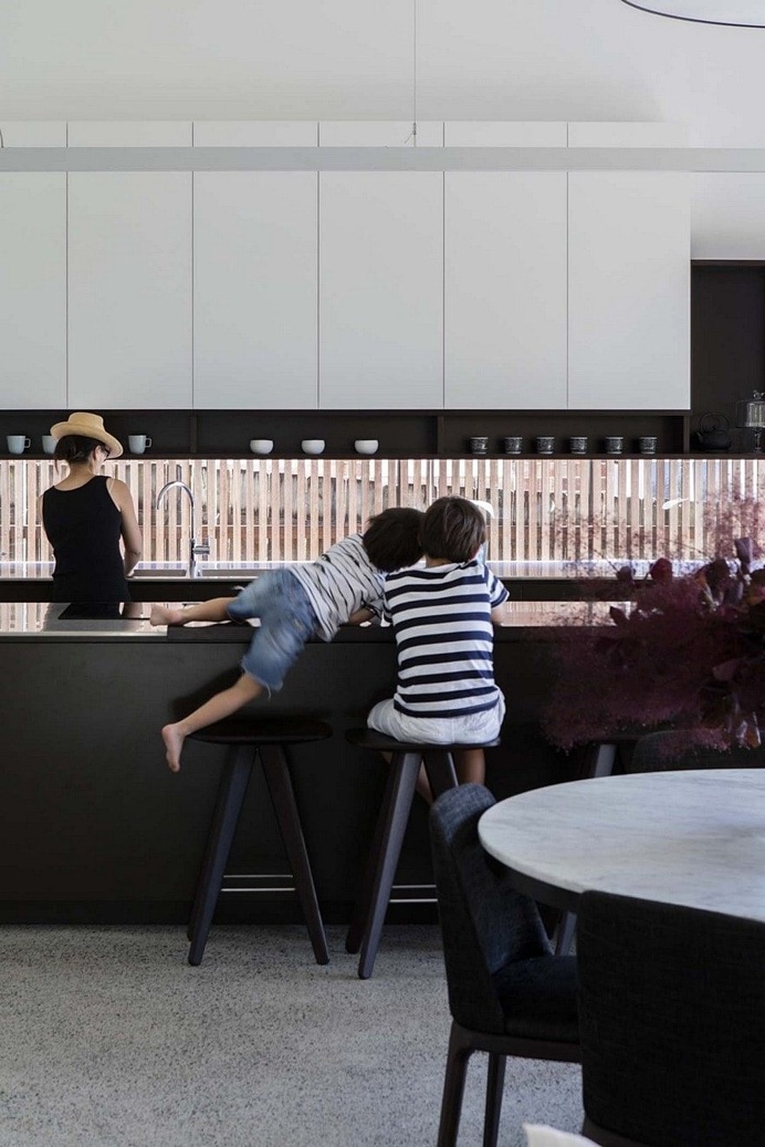 Sung Dobson House by Sam Crawford Architects 7