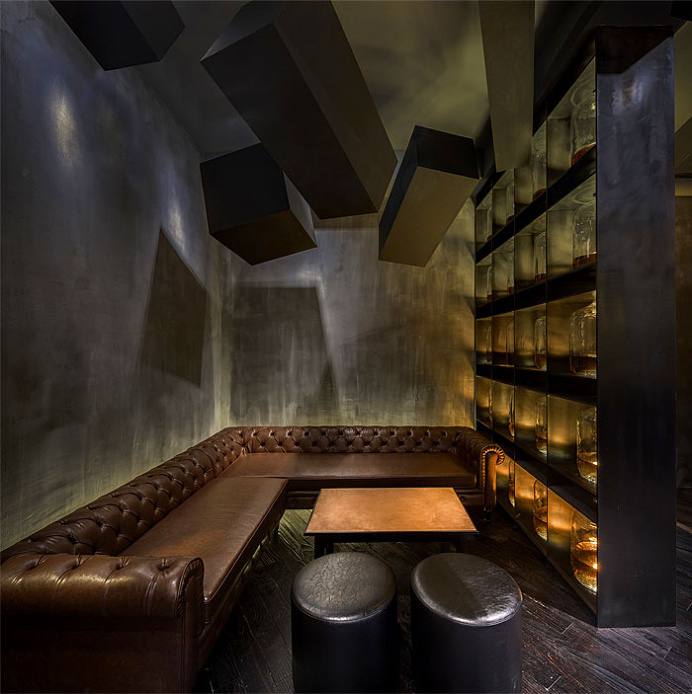 Flask by Alberto Caiola – Perfect Combination of Classic Elegance and City Chic - #bar, bar, #restaurant, restaurant, #restaurantdesign,