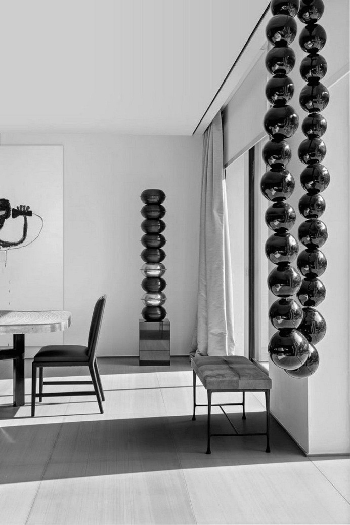 Sophisticated Parisian Apartment by Olivier Dwek 13