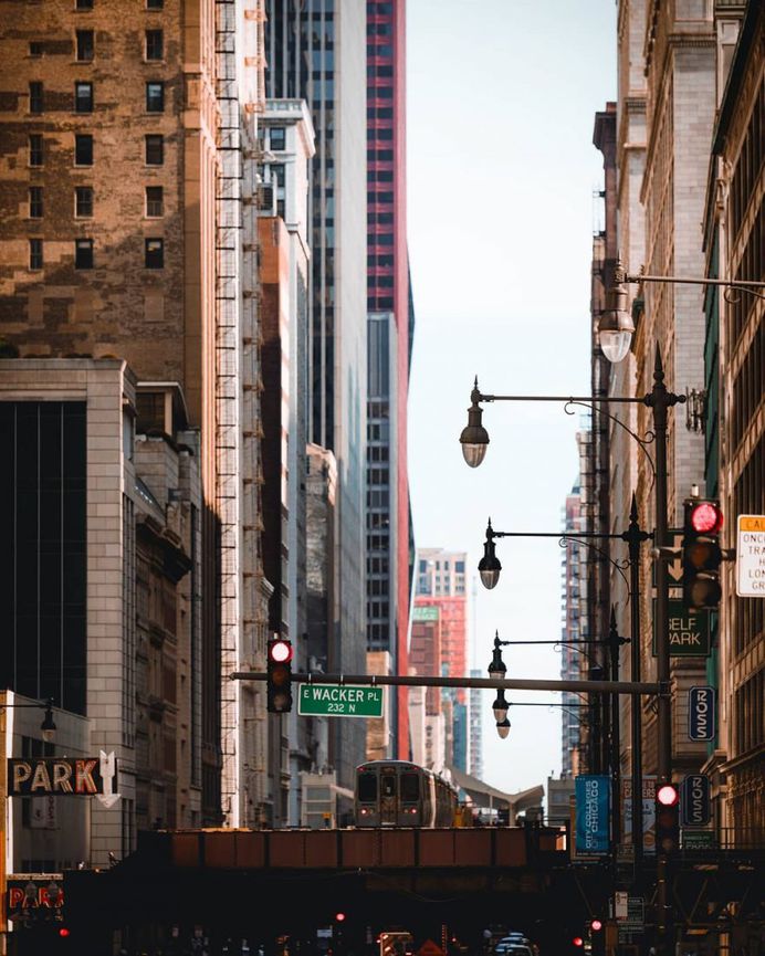 Fantastic Street Photography in Chicago by Graham Chapman