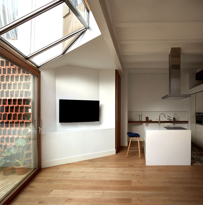 Small House Renovation in Valencia