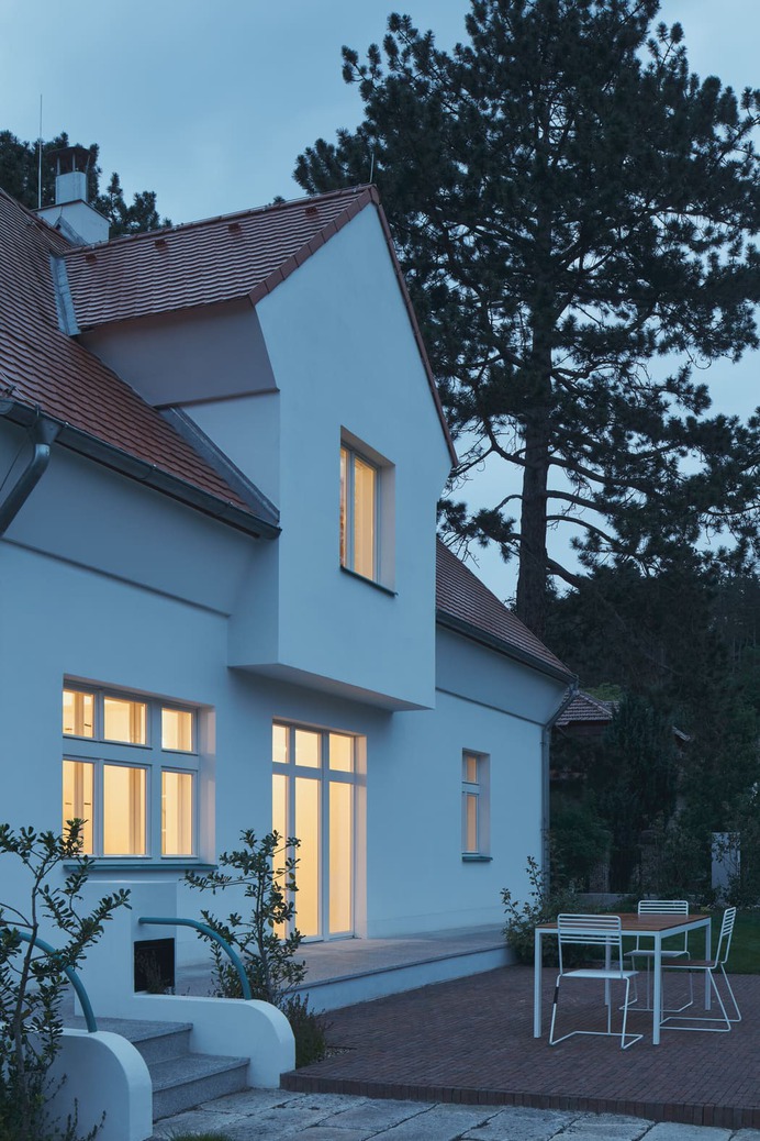 The Fountain Villa by Mjölk Architects