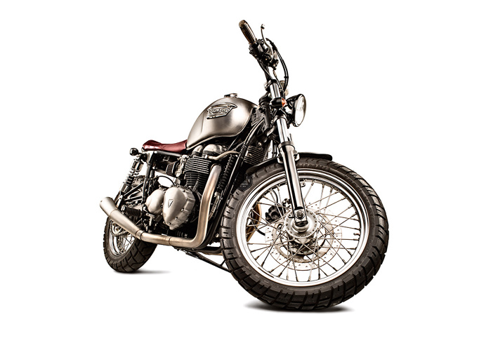 Justin Rentzel's 2005 Custom Triumph Bonneville SE | On Bonnefication # Triumph # Bonneville