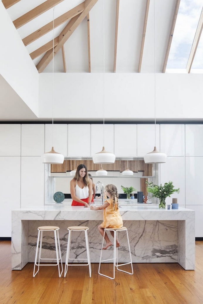Victorian Terrace House by Matt Gibson Architecture and Design