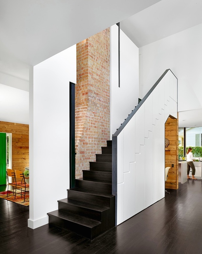 Palma Plaza House – An historic 1935 Greek Revival Cottage