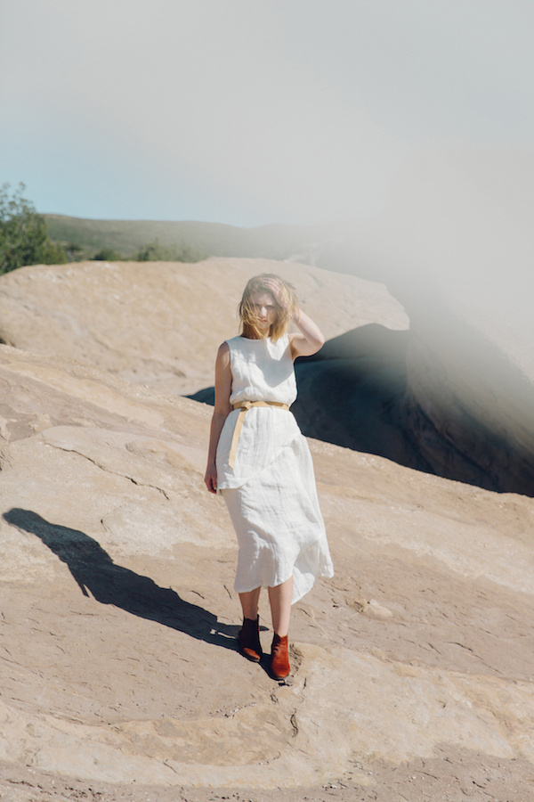 White linen skirt + shirt #desert