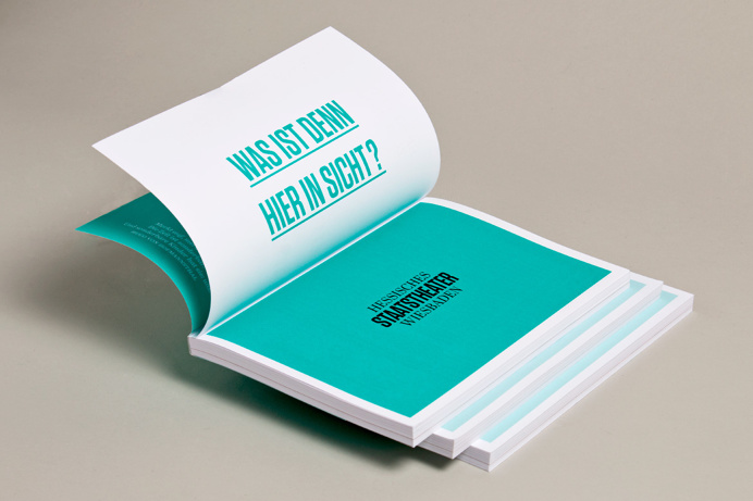 #theatre #staatstheater #wiesbaden #green #typography #tungsten #editorial #program #rotate #frame #underline