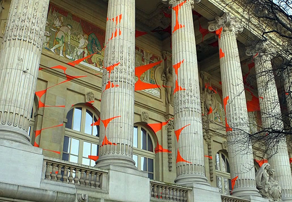 Geometric Projection by Felice Varini in Paris Imgur #paris #illusion #geometric