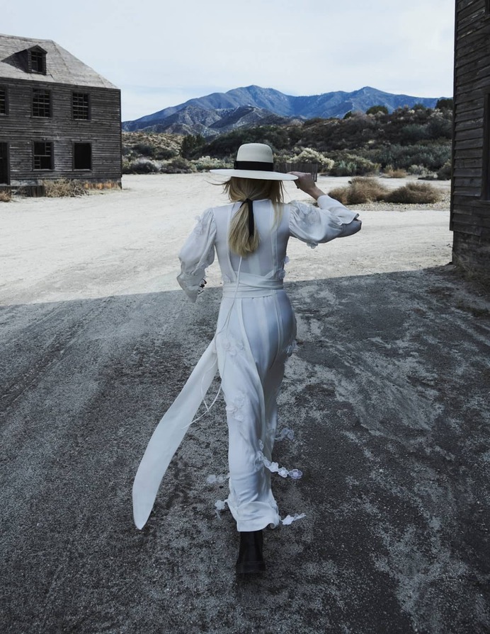Erika Linder by Chris Colls for Vogue Germany March 2020 - Minimal. / Visual.