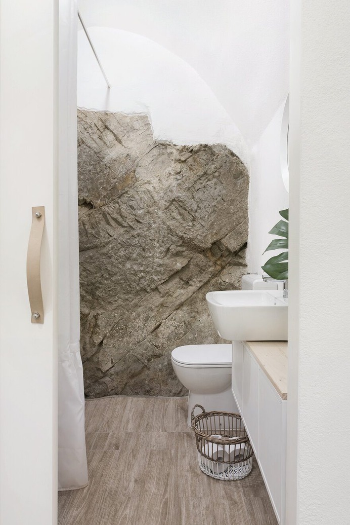 bathroom / Idealists Studio