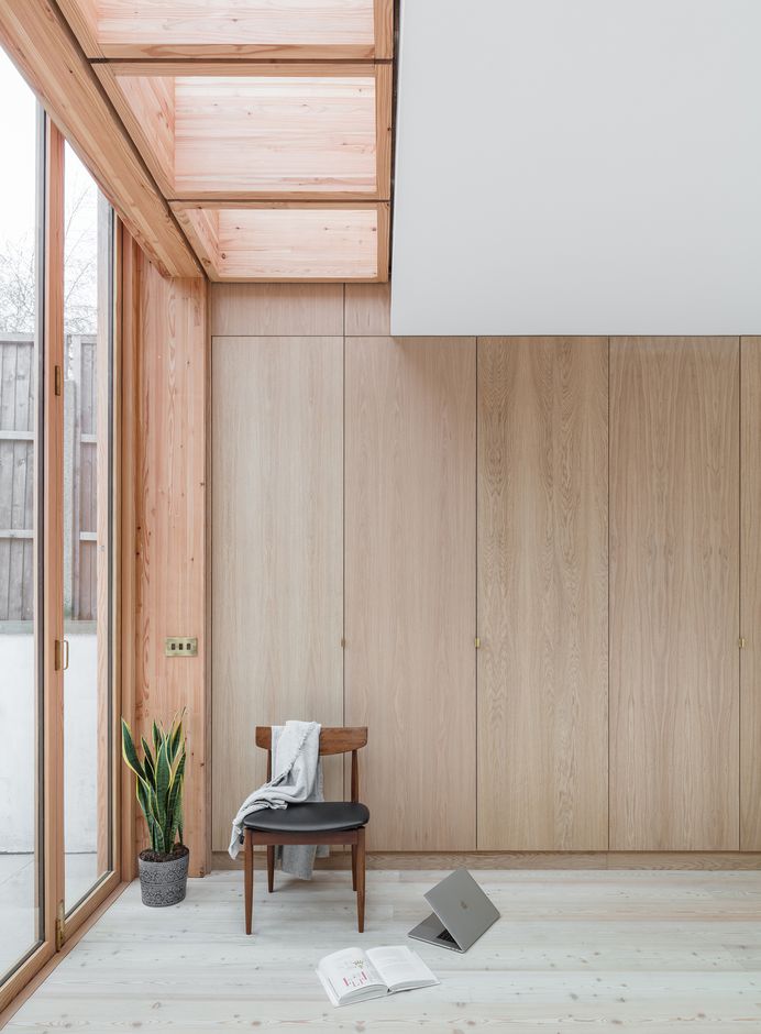 Larch House by Nicholas Szczepanik Architects