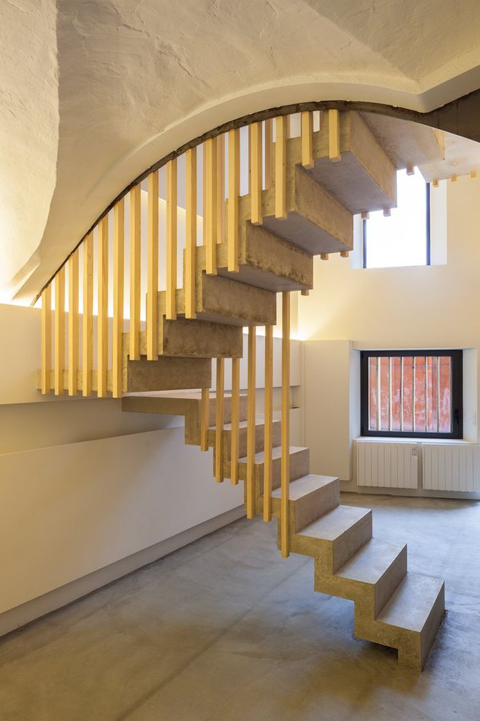 Vertical space | Arnau Architecture Study