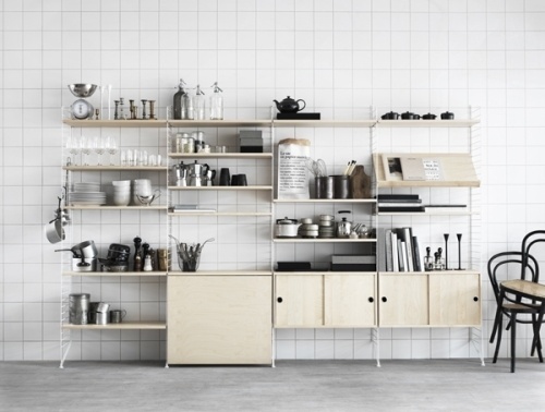 Lotta Agaton: More string.. #interior #shelfs #string #design #decor #deco #decoration