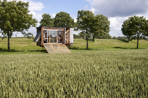 Buitenbed - Studio Makkink & Bey #bed #caravan #tinyhouse #architecture #holiday