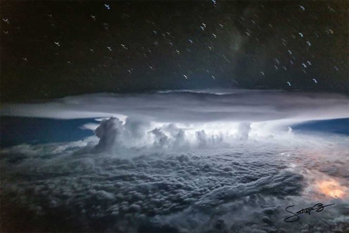 Pilot's Cockpit Photos Show Thunderstorm's Drama at 37,000 Feet Over the Pacific Ocean