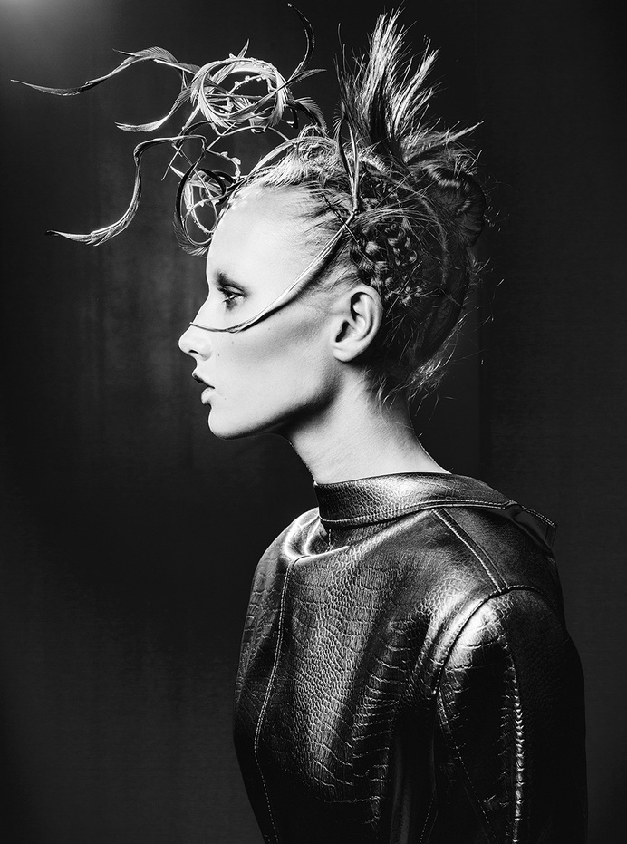 Swedish photographer Jasmin Storch in Children of The Revolution #white #revs #black #storch #and #fashion #jasmin #magazine